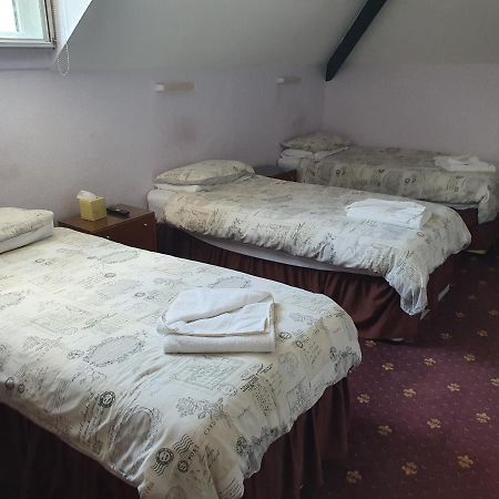Dove Court Mini Lodge アルモンズベリー エクステリア 写真